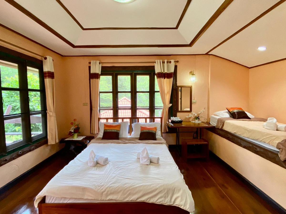 Baanphuthadol Hotel Мае Хонг Сон Екстериор снимка